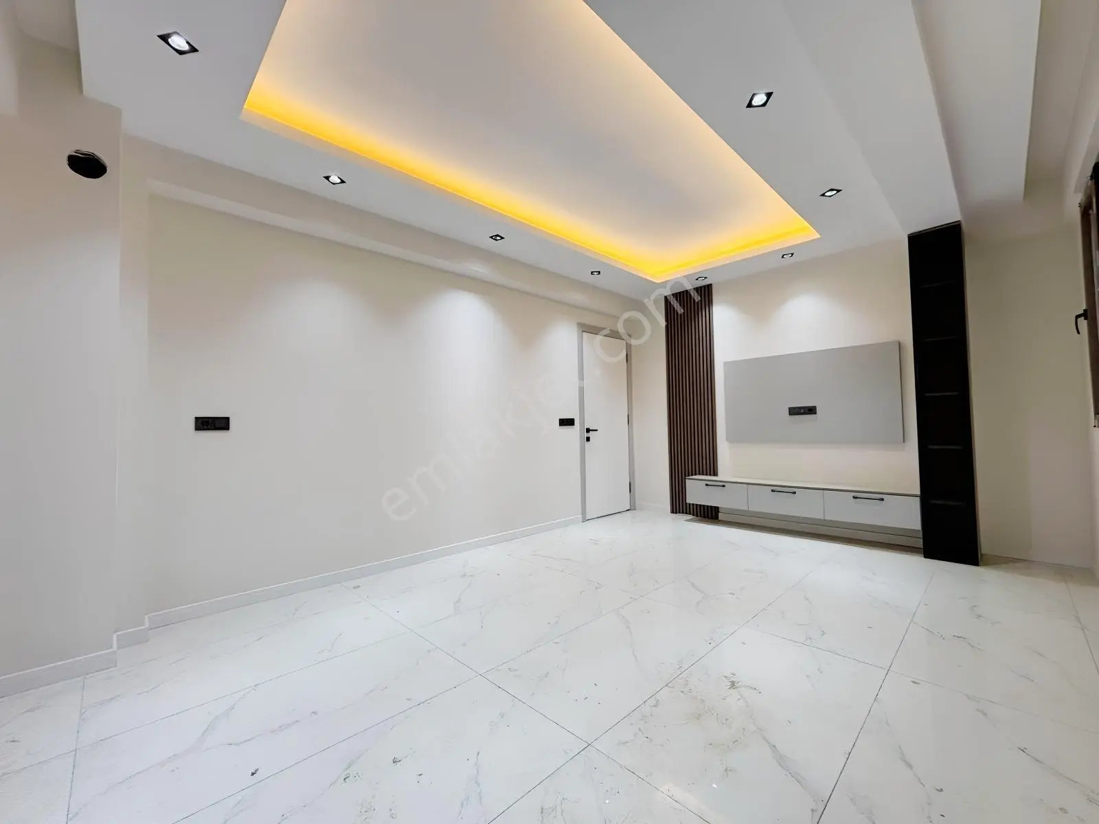 Demirler'den Karahasanlı'da Arakat 110 M² 2+1 Satılık Daire — fotoğraf 10