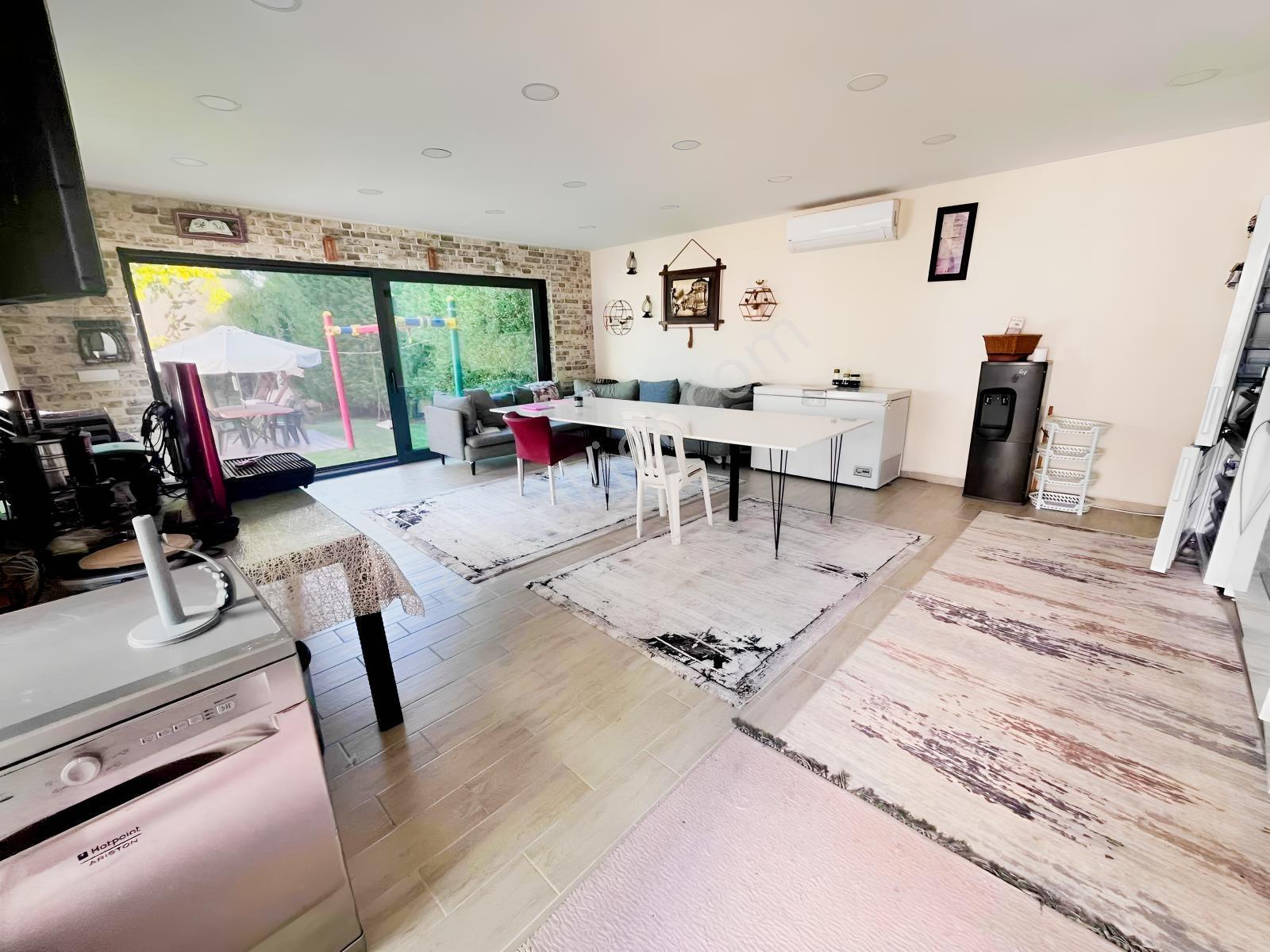 Celaliyede Havuzlu 1600m² Bahçeli Denize Nazır 22+4 Villa — fotoğraf 3