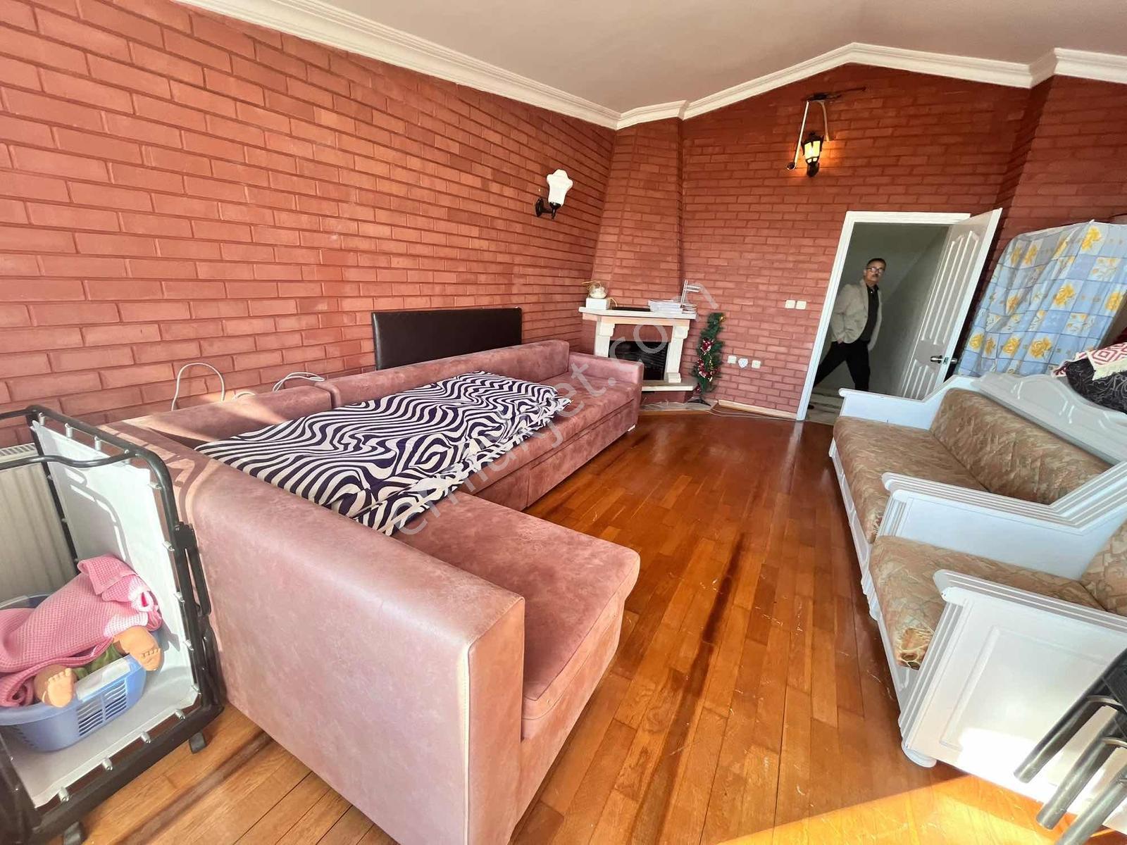 Celaliyede Havuzlu 1600m² Bahçeli Denize Nazır 22+4 Villa — fotoğraf 4