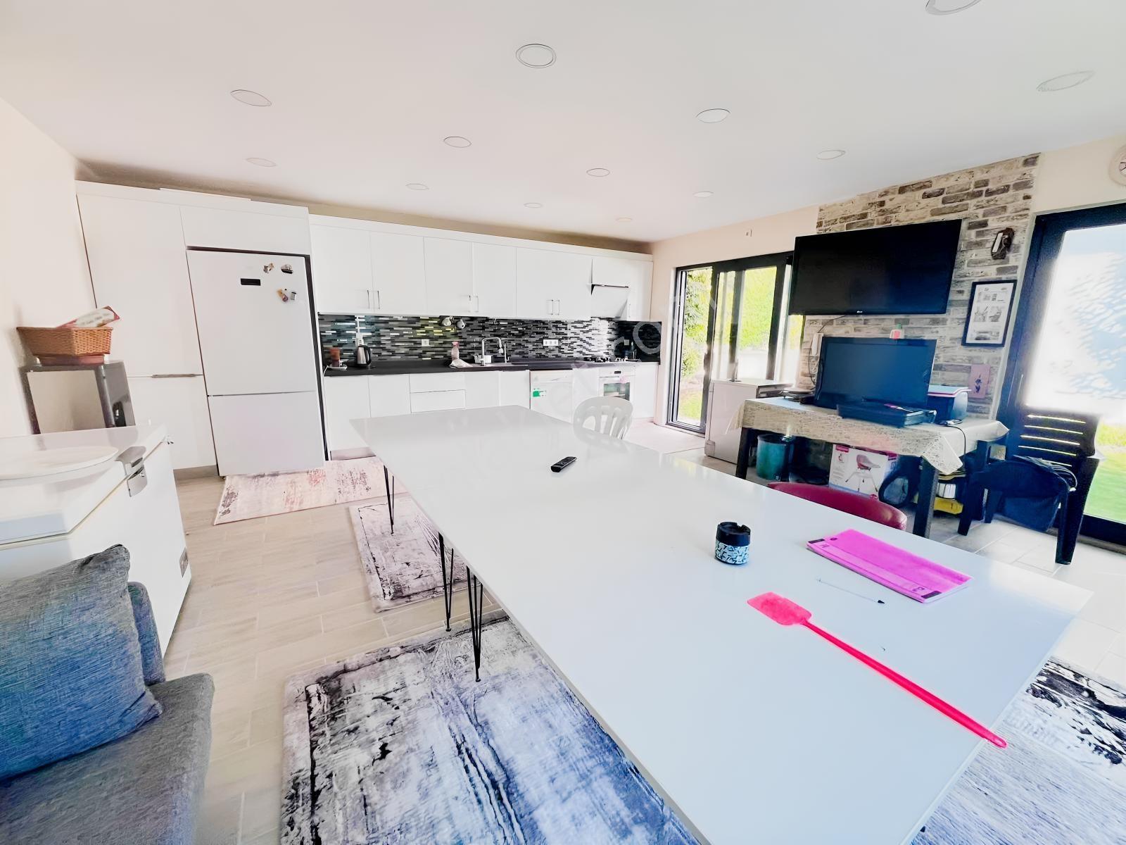 Celaliyede Havuzlu 1600m² Bahçeli Denize Nazır 22+4 Villa — fotoğraf 11