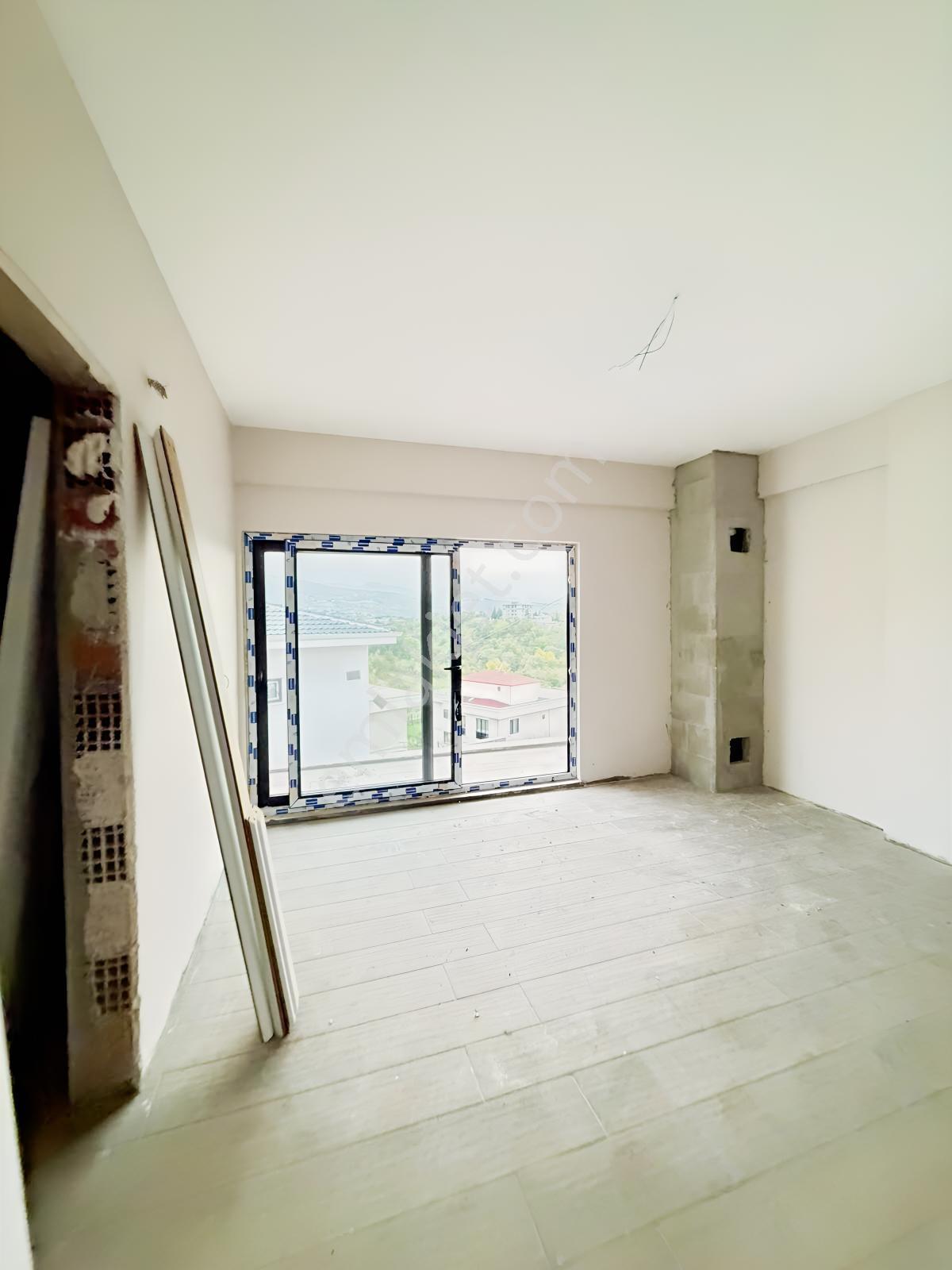 Başiskele Bahçecik 'te Satılık 4+1 Müstakil Havuzlu Villa — fotoğraf 3