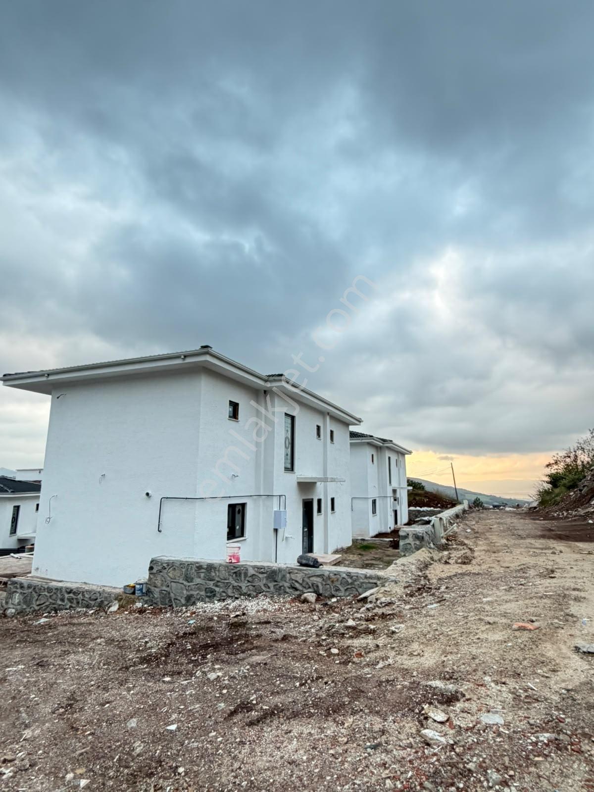 Başiskele Bahçecik 'te Satılık 4+1 Müstakil Havuzlu Villa — fotoğraf 34