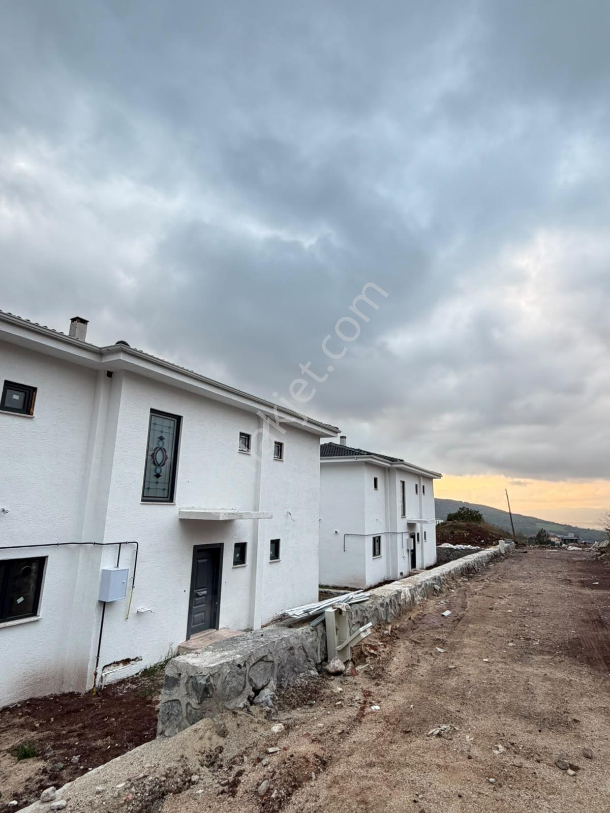 Başiskele Bahçecik 'te Satılık 4+1 Müstakil Havuzlu Villa — fotoğraf 35