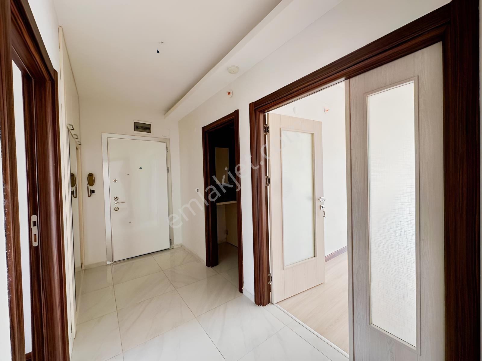 Alacaatlıda 2+1 | 9. Kat | 3 Cepheli (doğu-batı-güney) | Balkon — fotoğraf 11