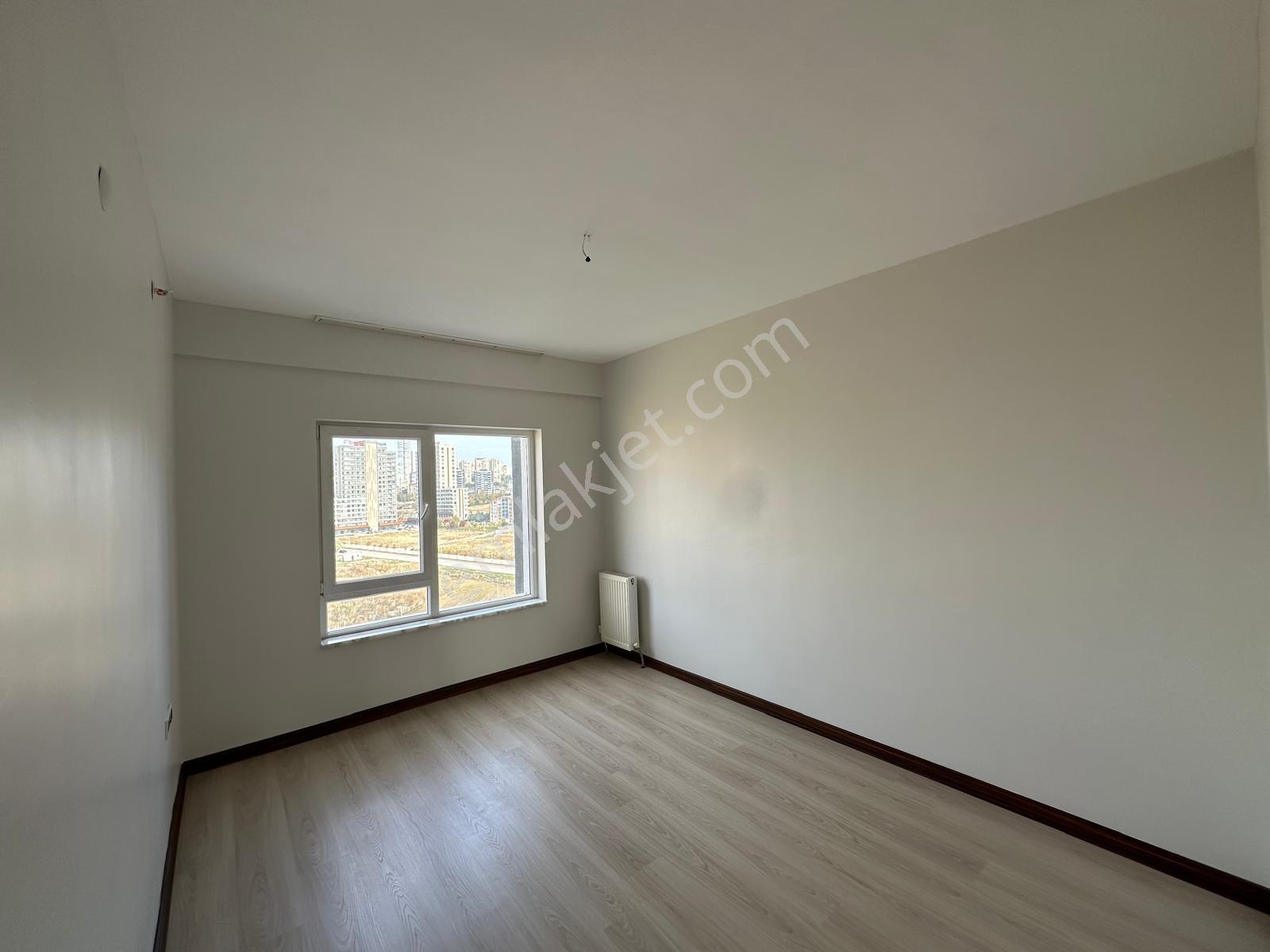 Alacaatlıda 2+1 | 9. Kat | 3 Cepheli (doğu-batı-güney) | Balkon — fotoğraf 13