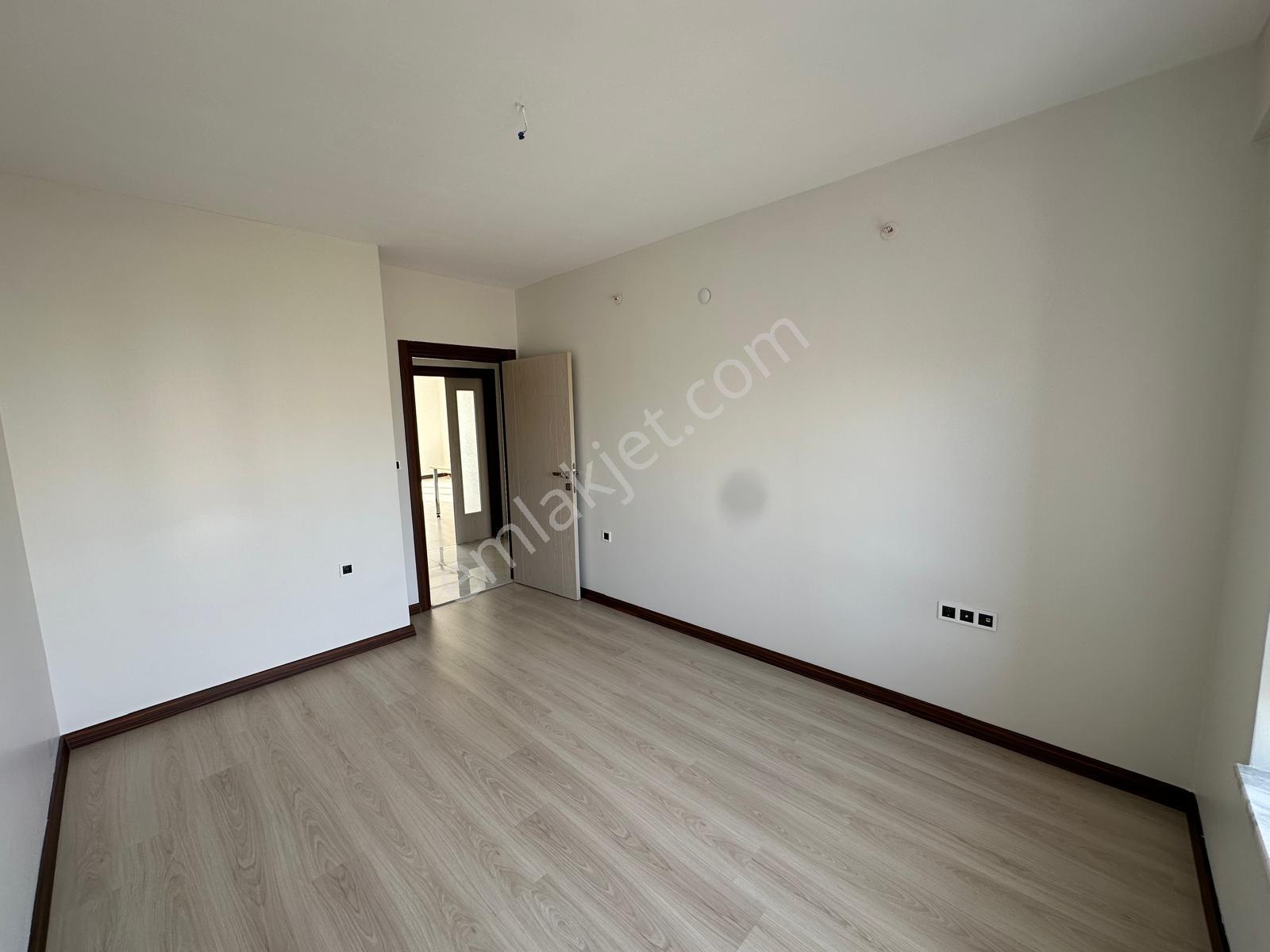 Alacaatlıda 2+1 | 9. Kat | 3 Cepheli (doğu-batı-güney) | Balkon — fotoğraf 14