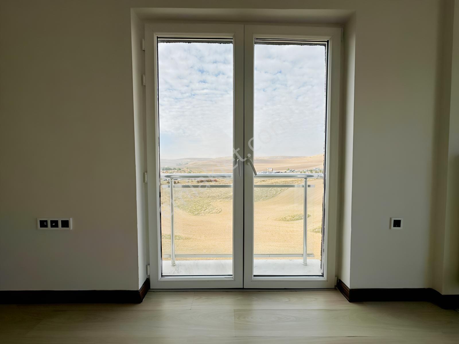 Alacaatlıda 2+1 | 9. Kat | 3 Cepheli (doğu-batı-güney) | Balkon — fotoğraf 18