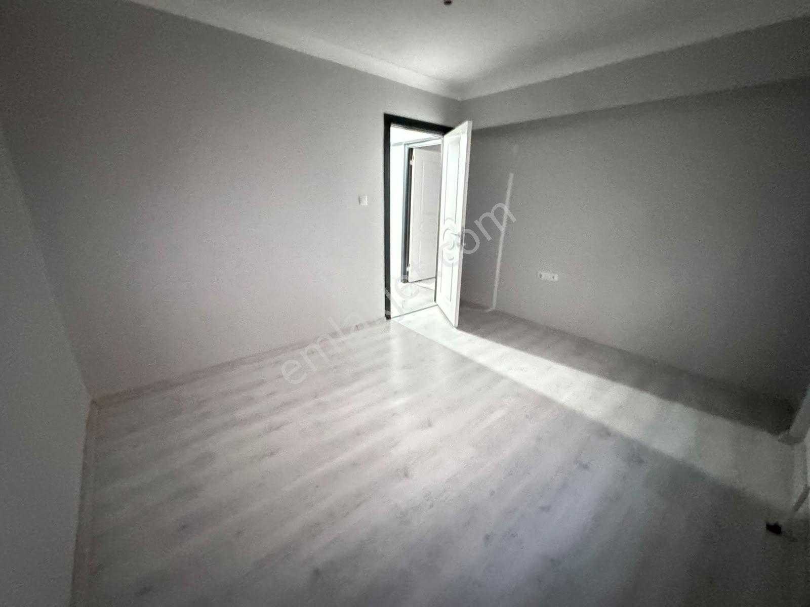 Lider Emlak'tan Ön Cephe 3. Kat Caddede Satılık Daire — fotoğraf 33