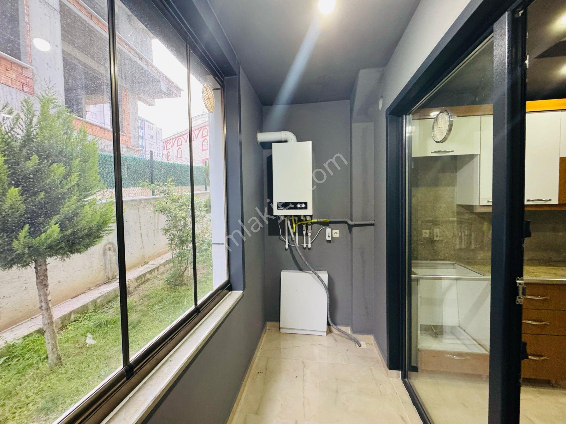Mer-pa İnşaat / Kızılpınar Gültepe'de/ Acil Satılık / İskanlı Kombili Cam Balkon 2+1 — fotoğraf 7