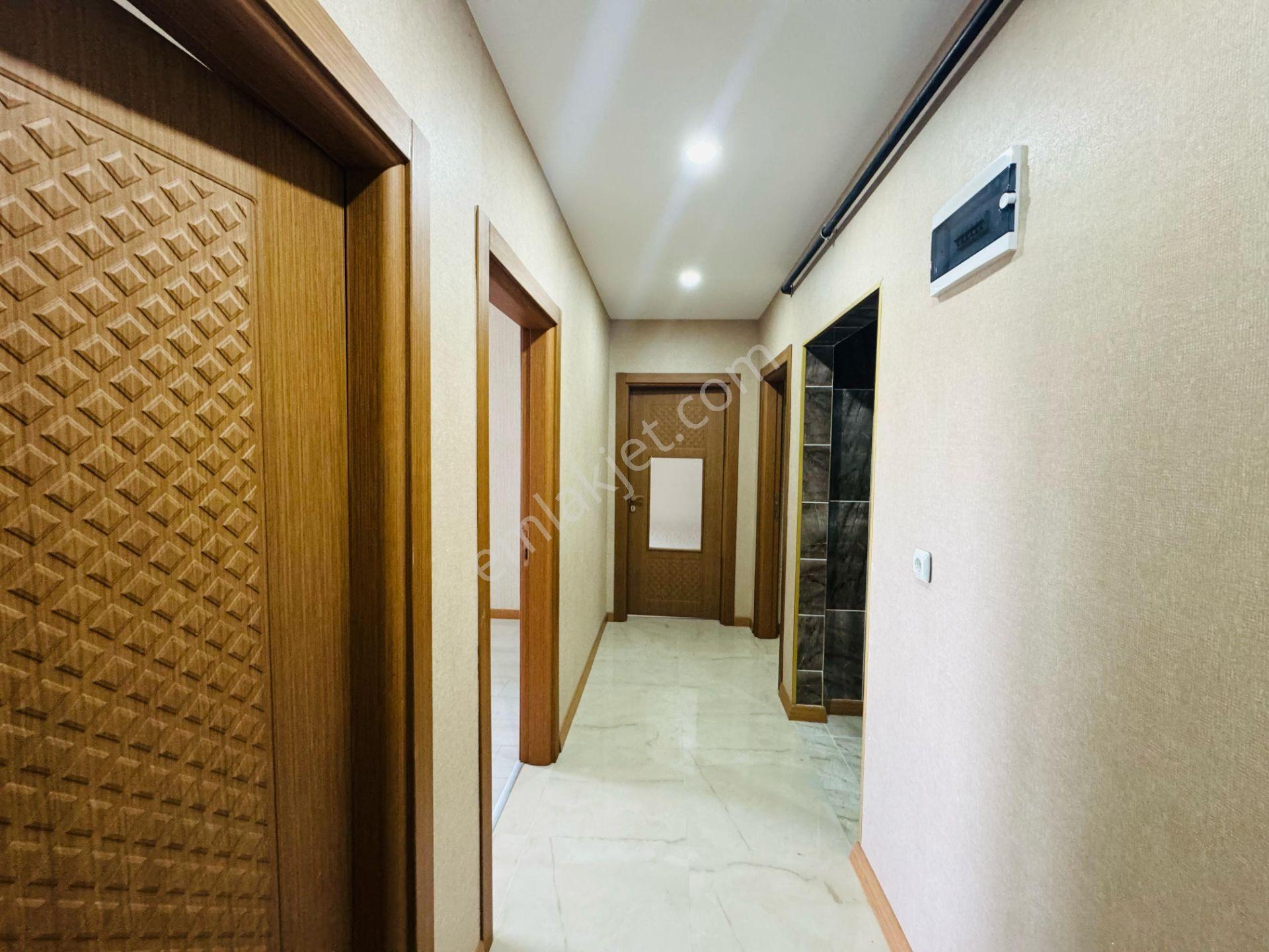 Mer-pa İnşaat / Kızılpınar Gültepe'de/ Acil Satılık / İskanlı Kombili Cam Balkon 2+1 — fotoğraf 17