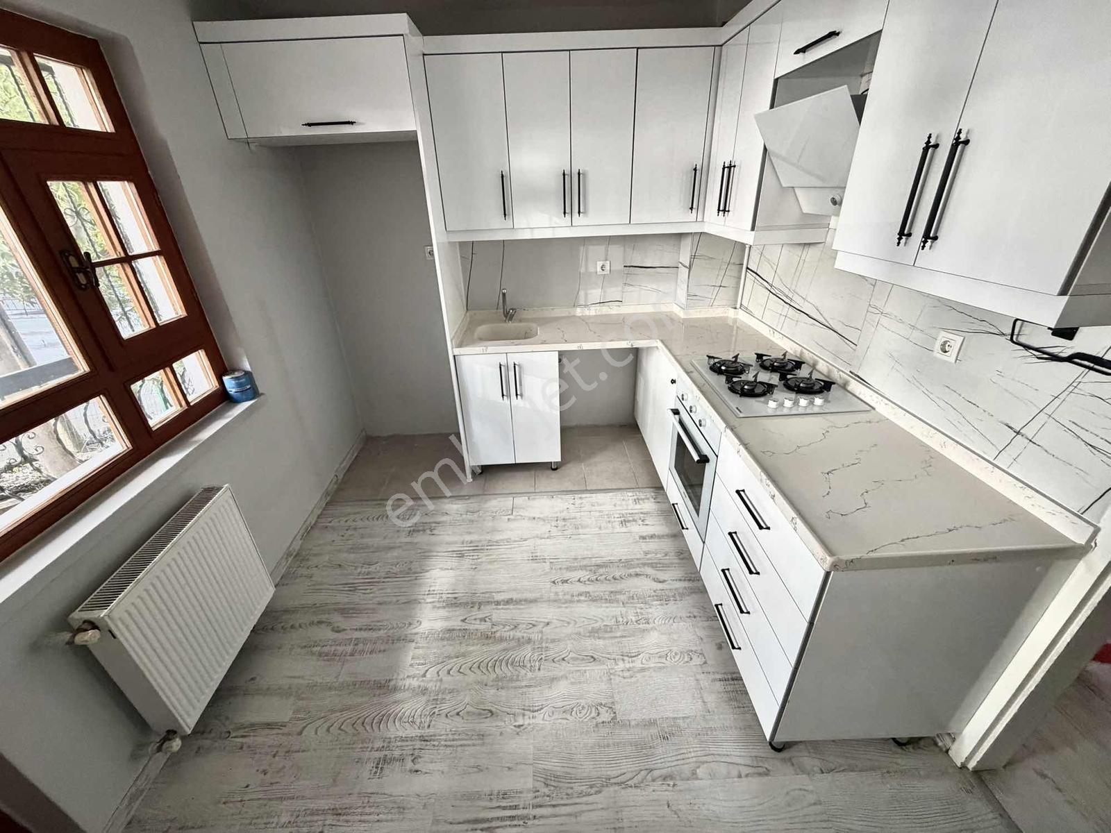 19 Mayıs Cadde Üzeri Full Yapılı Balkonlu 3+1 Kaçmaz! — fotoğraf 3