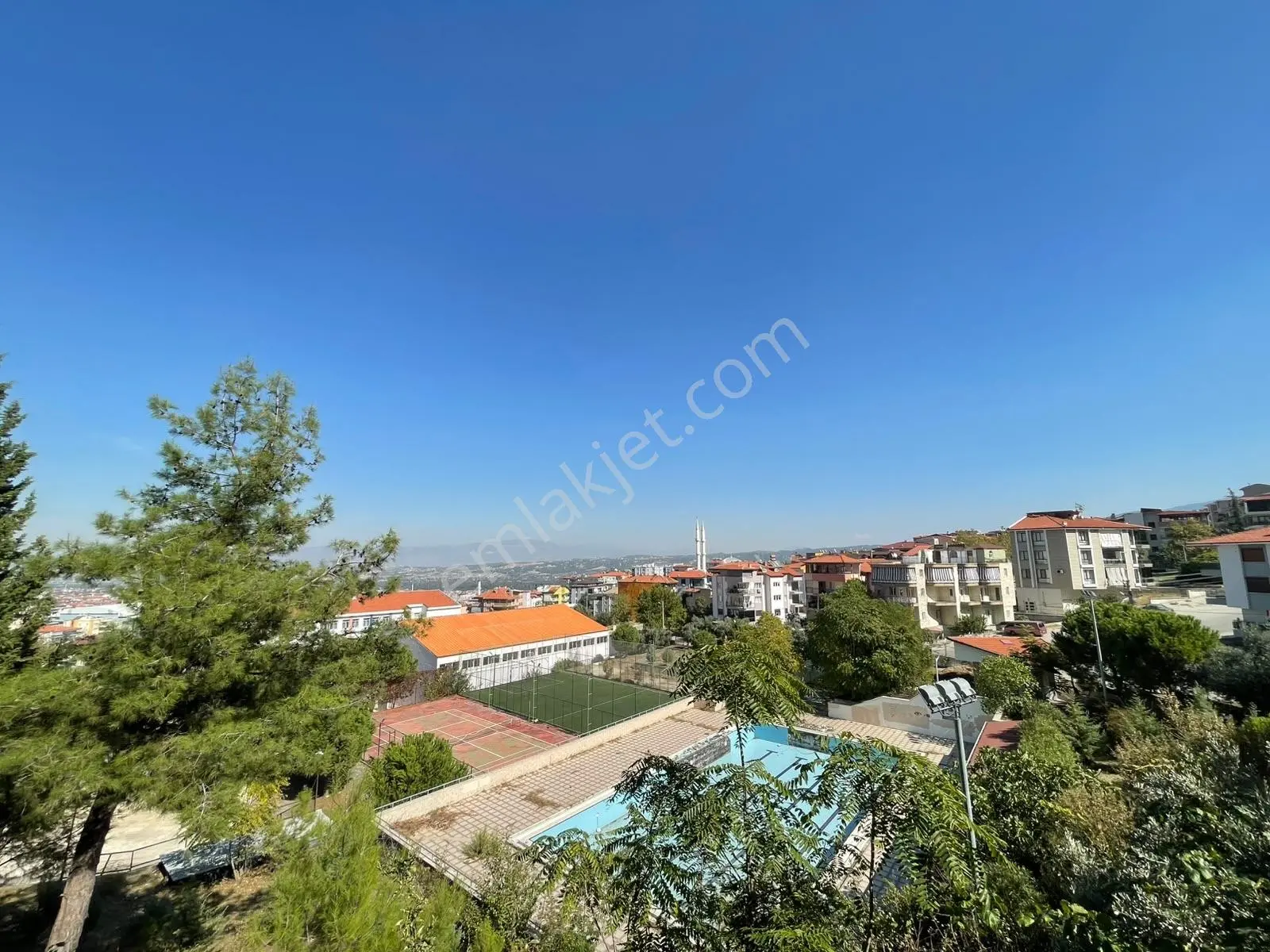 Bağbaşı Yeniyol Üstünde Satılık 3+1 200 M2 Daire Kaçırmayın.! — fotoğraf 4