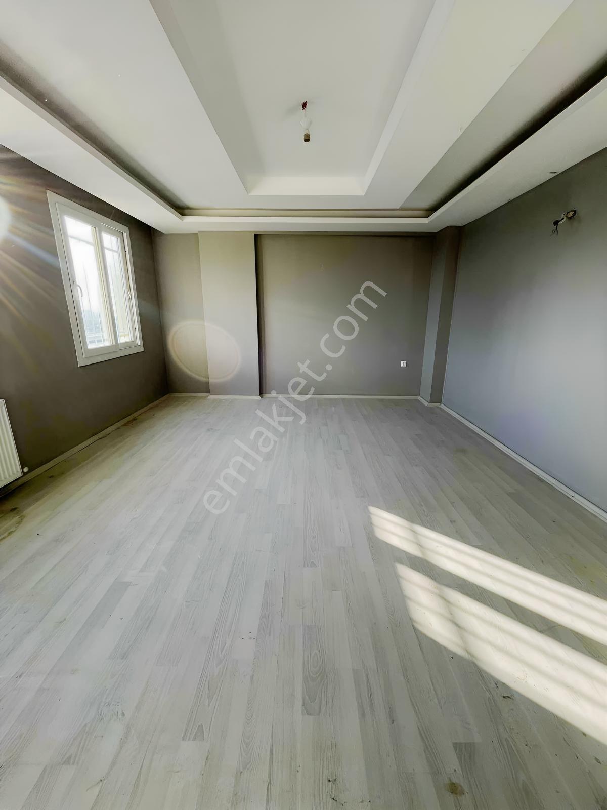 Bulvar~üzeri~3+1~k.mutfak~geniş~oturumlu~cazip~daire~ — fotoğraf 7