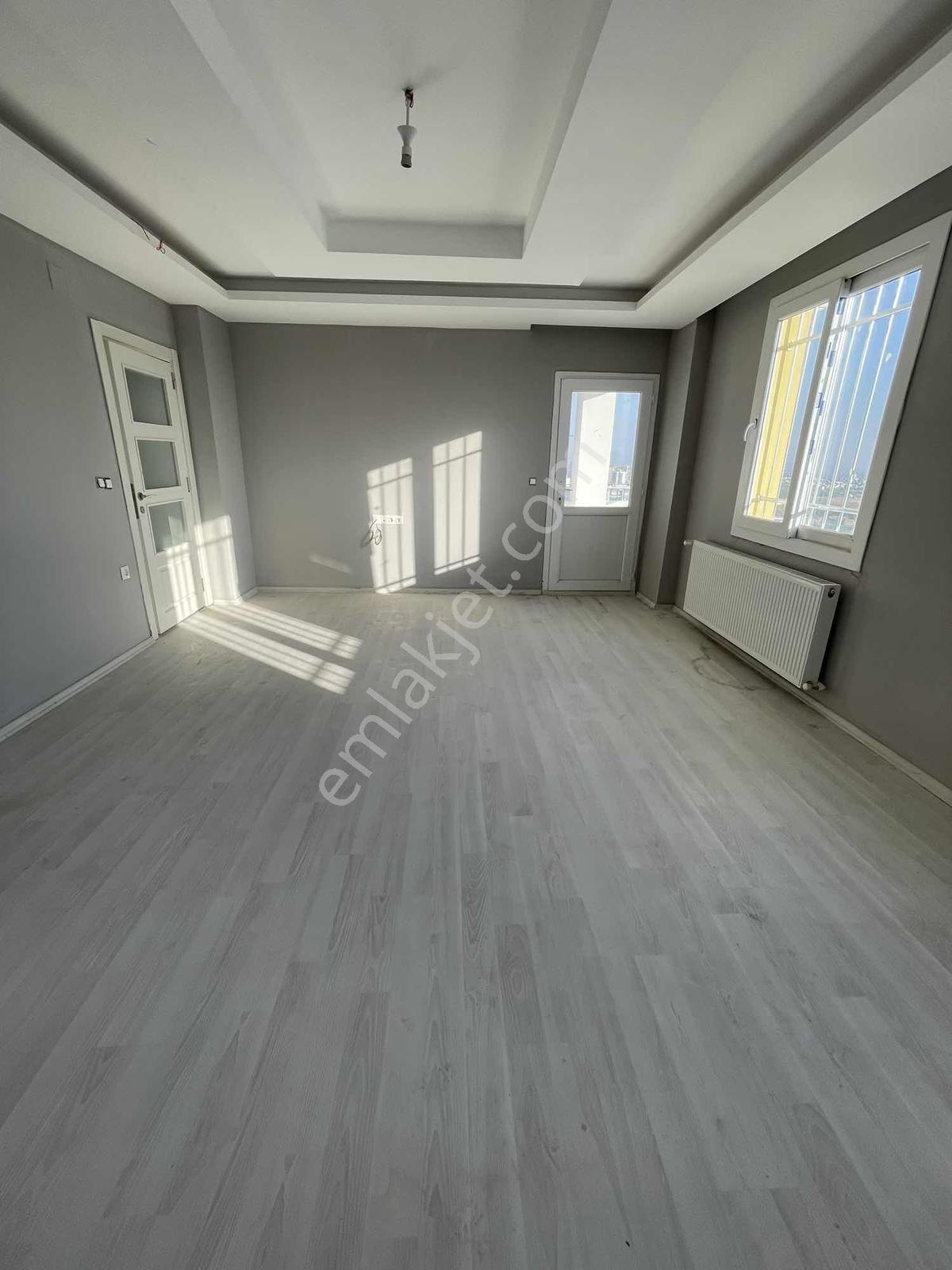 Bulvar~üzeri~3+1~k.mutfak~geniş~oturumlu~cazip~daire~ — fotoğraf 8
