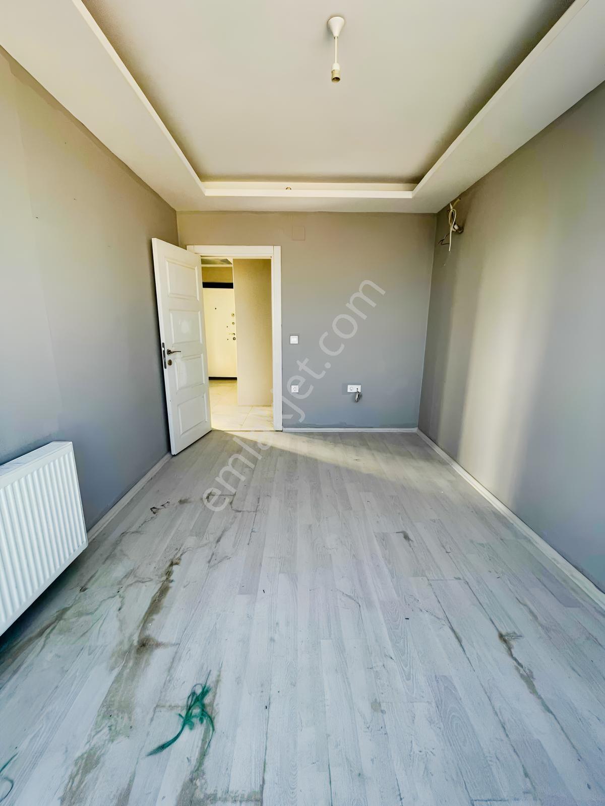 Bulvar~üzeri~3+1~k.mutfak~geniş~oturumlu~cazip~daire~ — fotoğraf 13