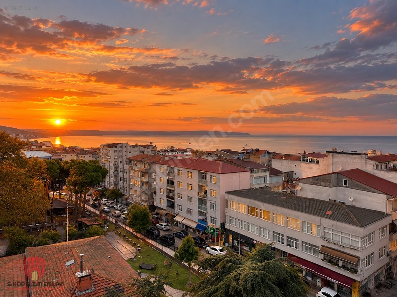 Bizim Emlak'tan Şehir Merkezinde Eşyalı Kiralık 1+1 Daire