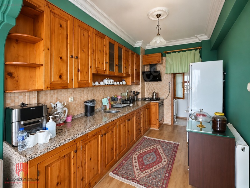 Bizim Emlak'tan Şehir Merkezinde Eşyalı Kiralık 1+1 Daire — fotoğraf 4