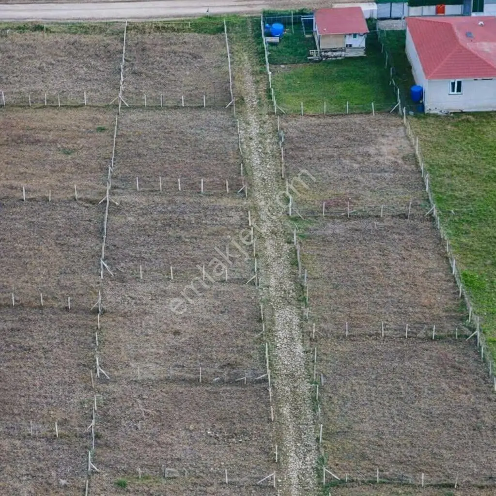 Tekirdağ Saray Yuvalı Mahallesi’nde 250 M2 Satılık İmarlı Arsa — fotoğraf 3