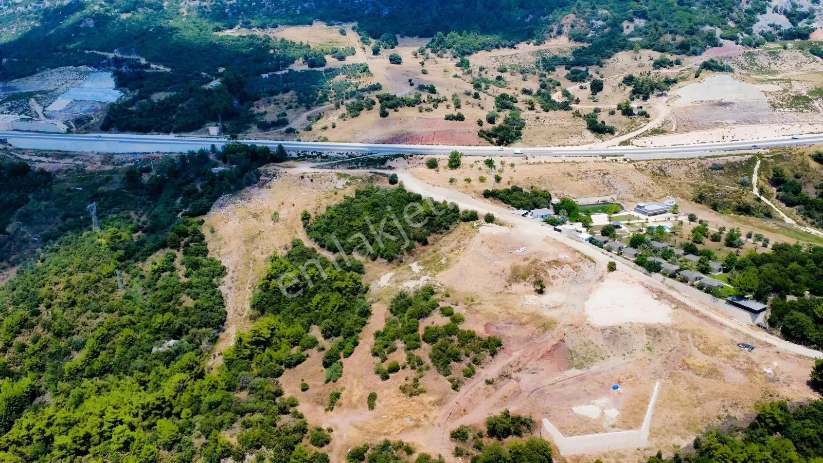 Aydoğan Emlak'tan Yazır'da Manzaralı 16.826 M² Yatırımlık Arazi — fotoğraf 5