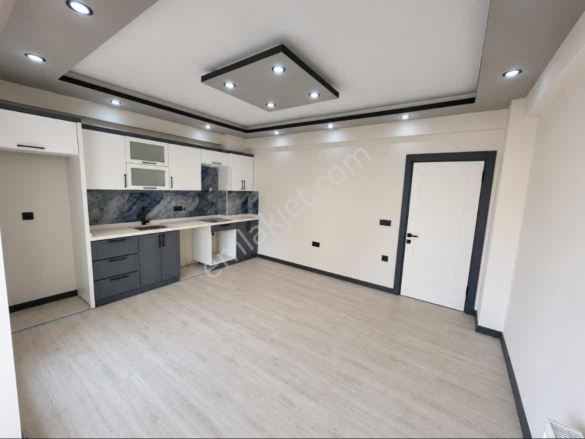 Onmax Bademalanında Satılık 1+1 Sıfır Daire — fotoğraf 4
