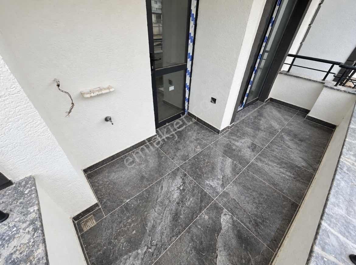 Onmax Bademalanında Satılık 1+1 Sıfır Daire — fotoğraf 8