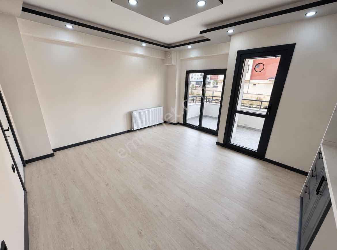 Onmax Bademalanında Satılık 1+1 Sıfır Daire — fotoğraf 19