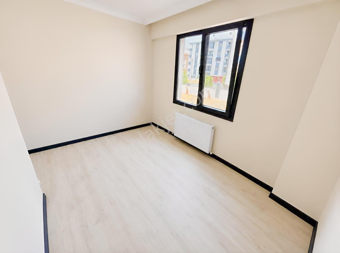 Onmax Bademalanında Satılık 1+1 Sıfır Daire — fotoğraf 24