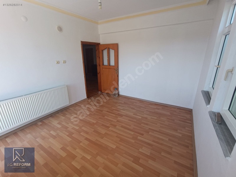 Derecikte Müstakil Aile İçin Uygun 2+1 Daire — fotoğraf 2