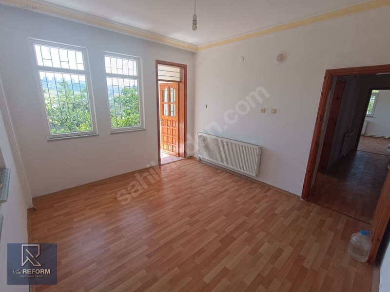 Derecikte Müstakil Aile İçin Uygun 2+1 Daire — fotoğraf 4