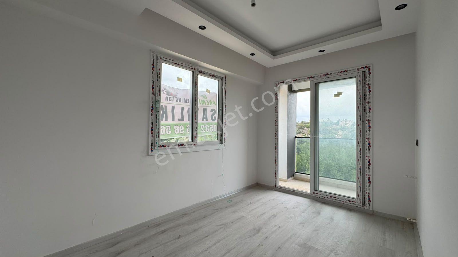 Mersin Tırtar'da Havuzlu Sitede Satılık 1+1 Daire — fotoğraf 16