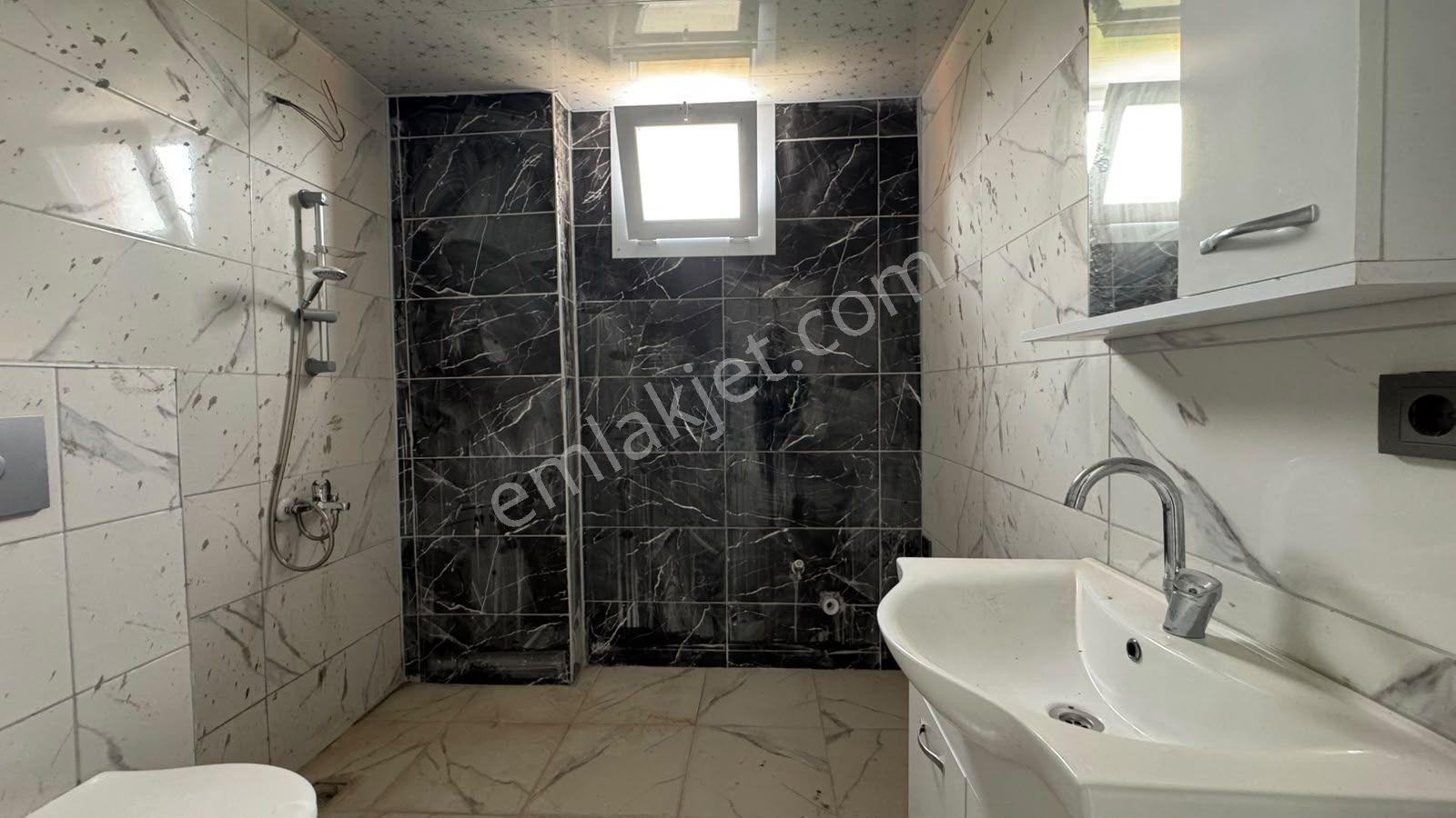Mersin Tırtar'da Havuzlu Sitede Satılık 1+1 Daire — fotoğraf 20