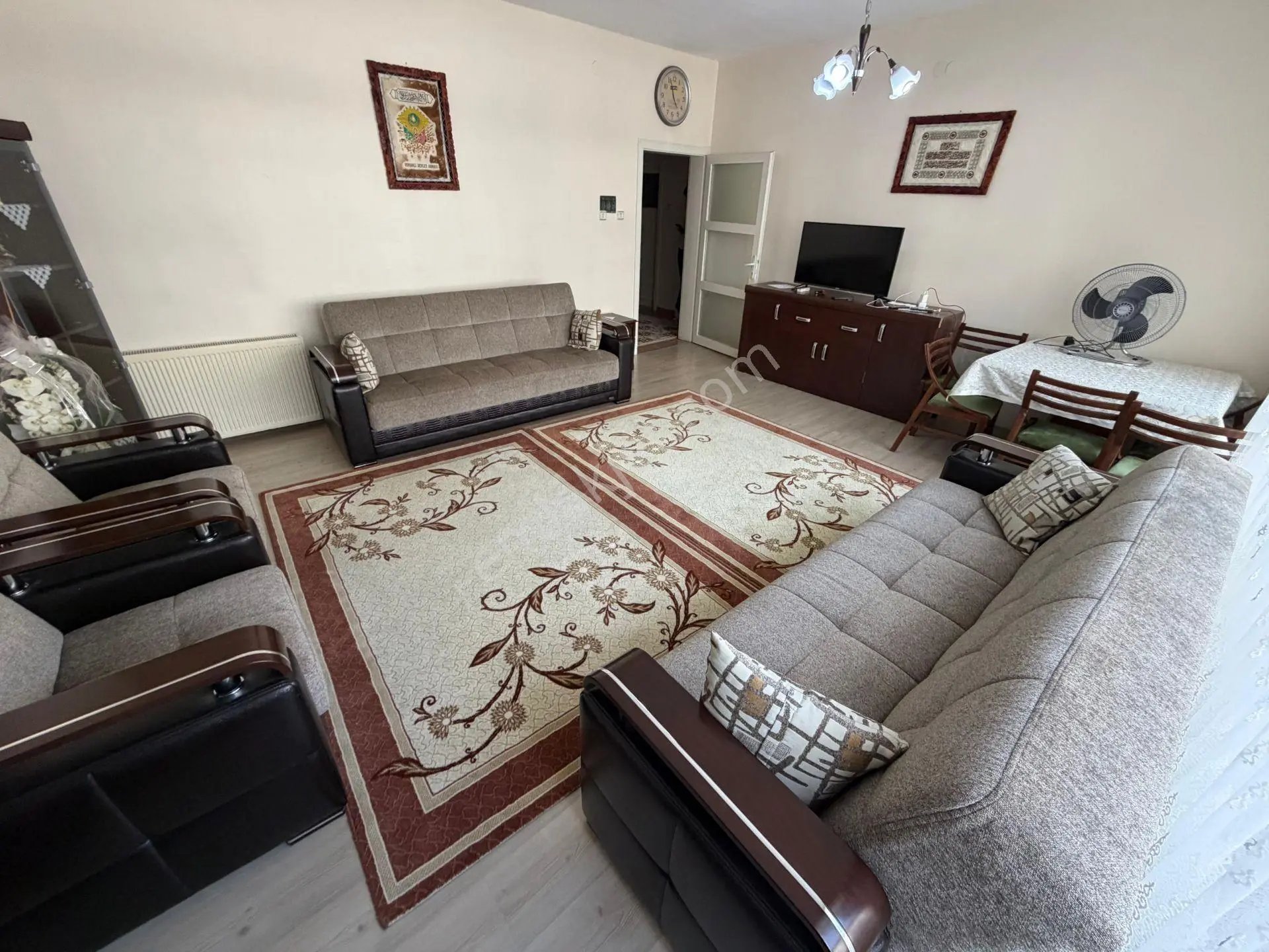 Sincan Plevne Mah 1. Arakat Salon Bağımsız Ön Cephe Kredi Limitsiz 3+1 — fotoğraf 4