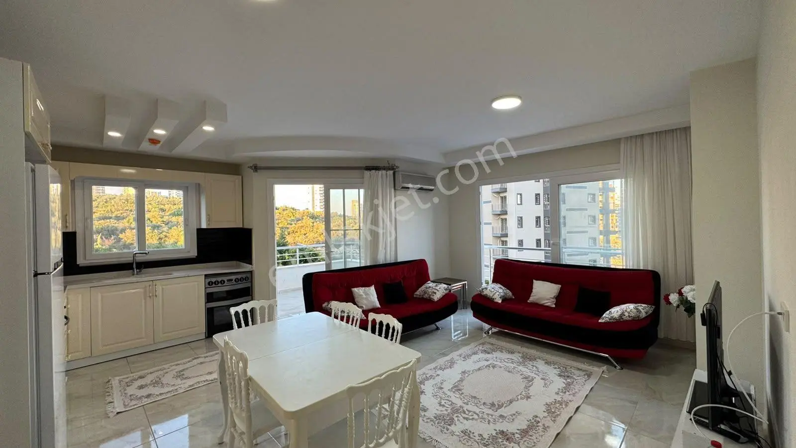 Erdemli Ayaş'ta Deniz Manzaralı Eşyalı 2+1 Daire — fotoğraf 2