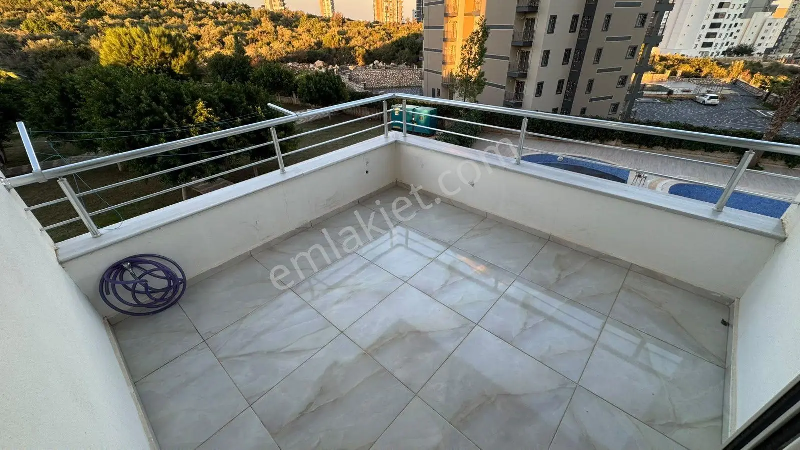 Erdemli Ayaş'ta Deniz Manzaralı Eşyalı 2+1 Daire — fotoğraf 12