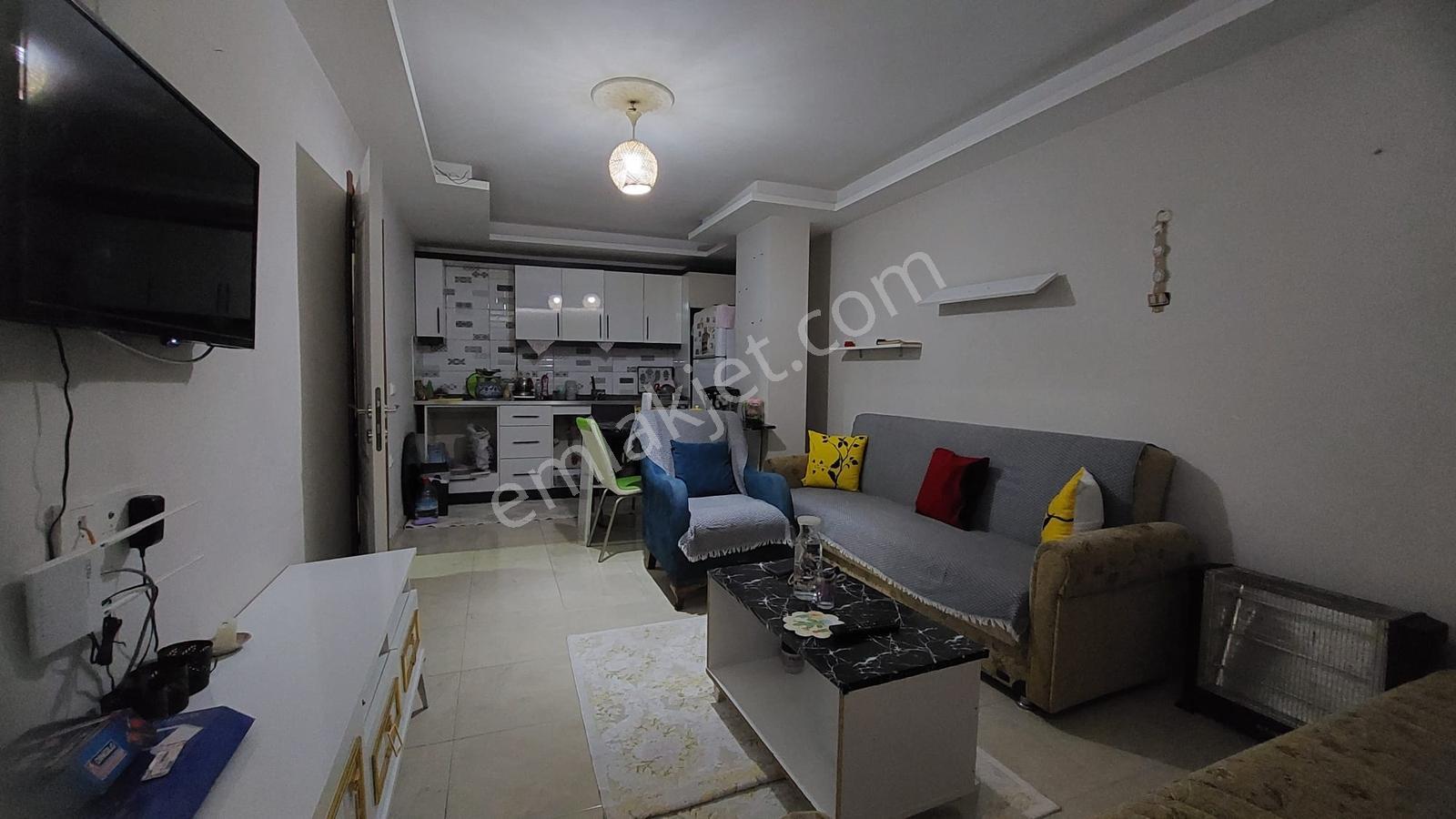 Coldwell Banker Route | Salimbey'de Acil Satılık 1+1 Daire — fotoğraf 2