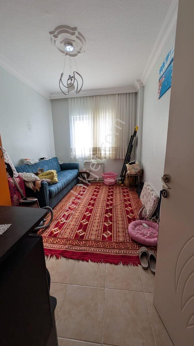 Güç Emlak'tan Satılık Ideal Konum Da 3+1 — fotoğraf 5