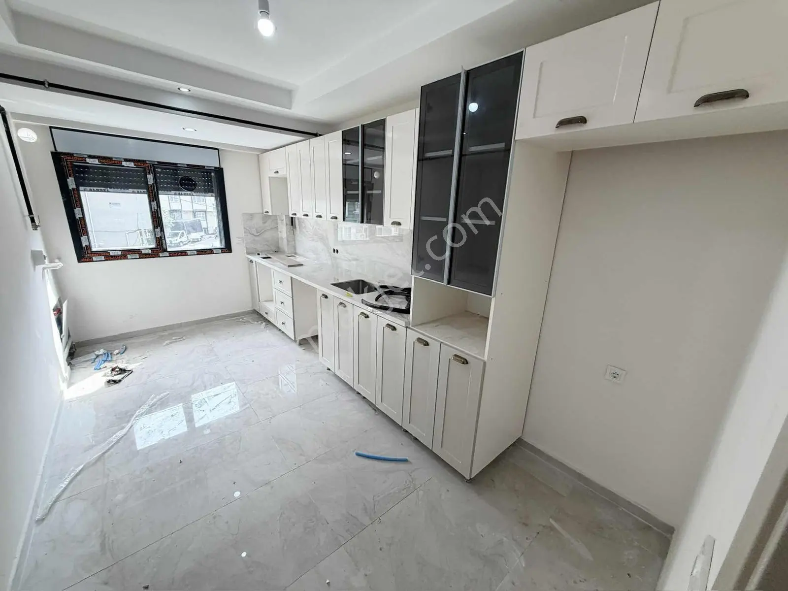Demir İnşaat Bağlarbaşı Cd Üzerinde Sıfır Lüx Ara Katlar Otopark — fotoğraf 32