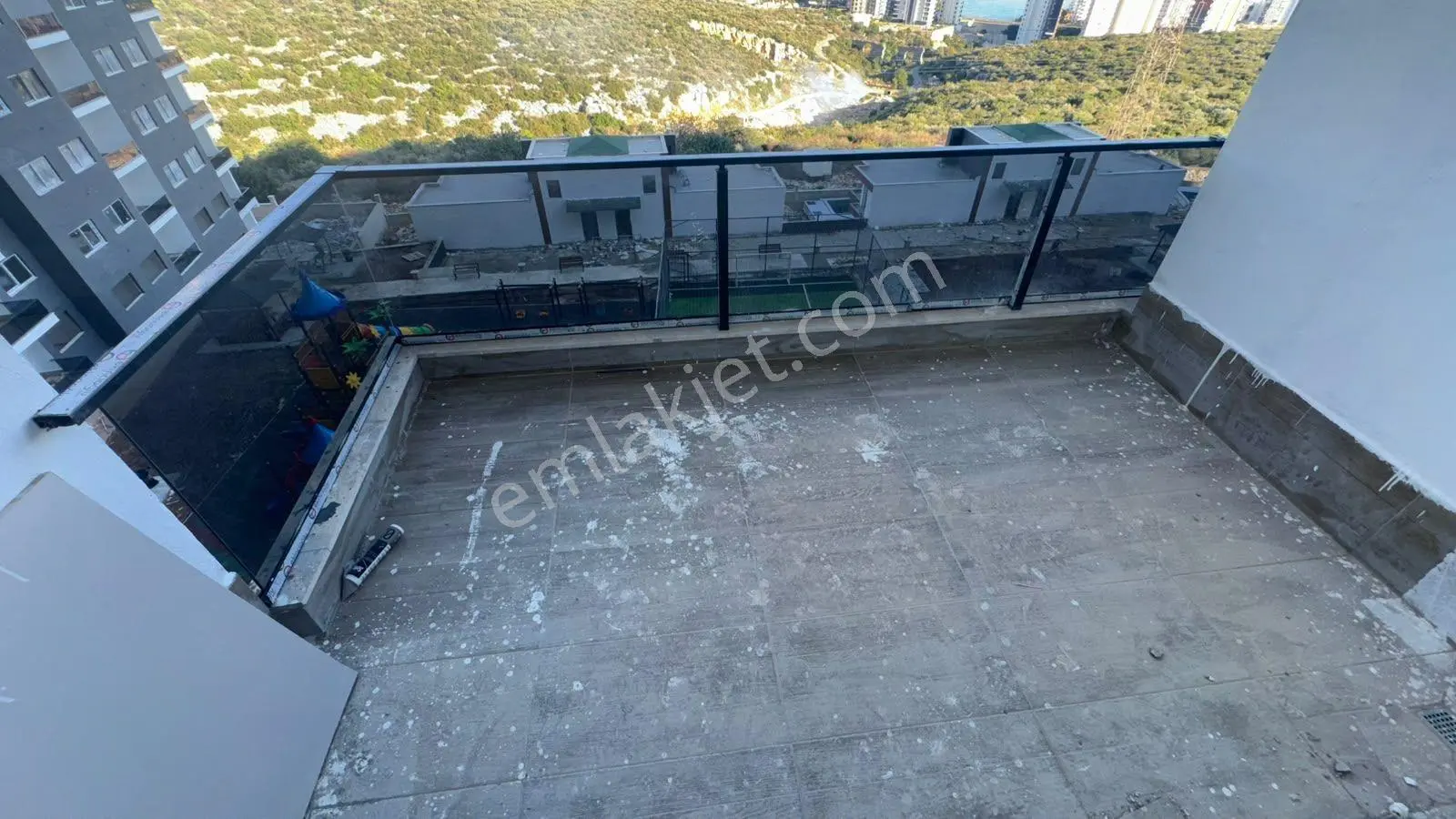 Mersin Ayaş Satılık 1+1 Deniz Manzaralı Daire — fotoğraf 3