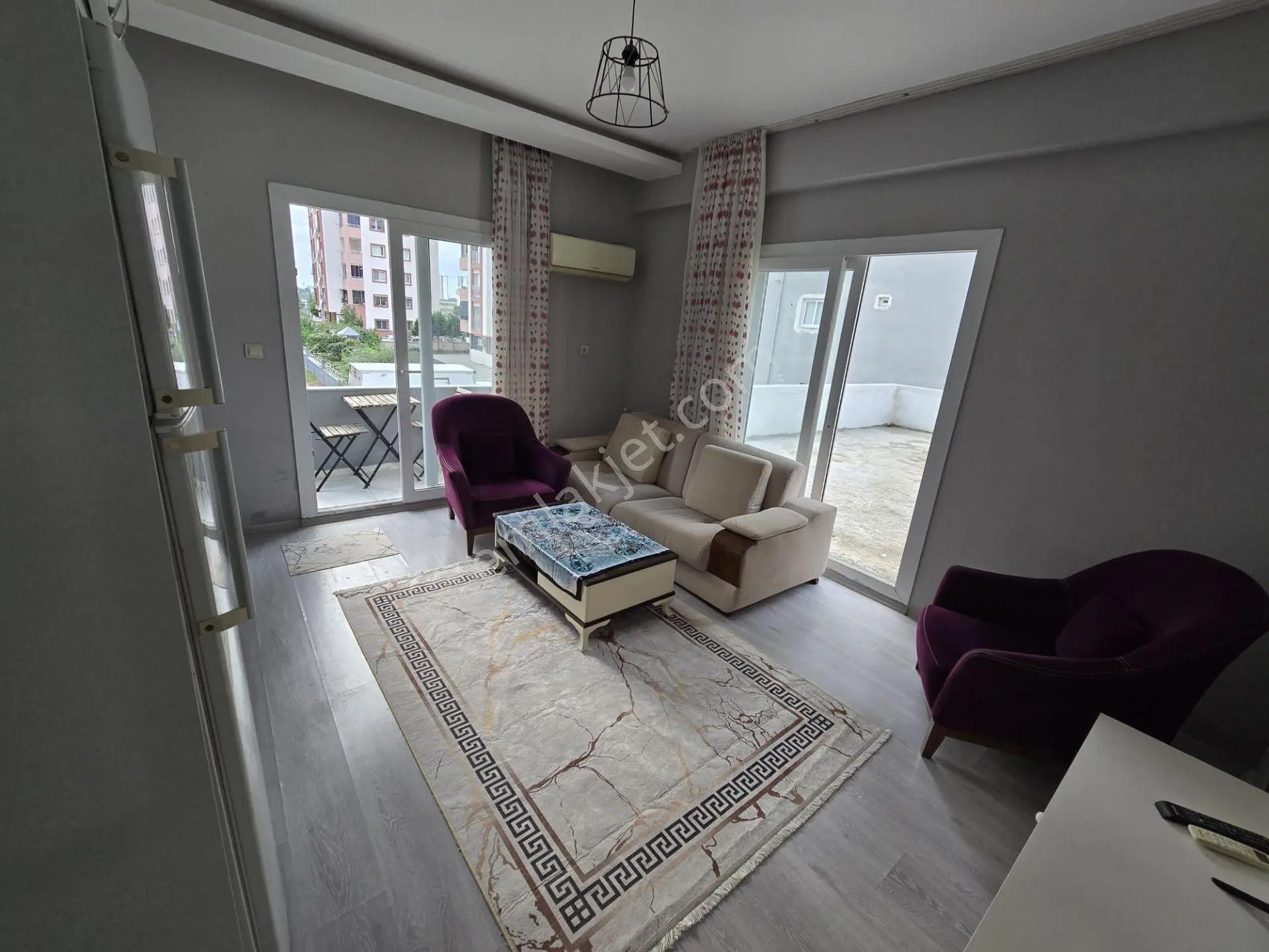 Sarıçam'ın Gözde Lokasyonunda | Ferah Teras Keyfi Olan 1+1 Full Eşyalı Daire — fotoğraf 6