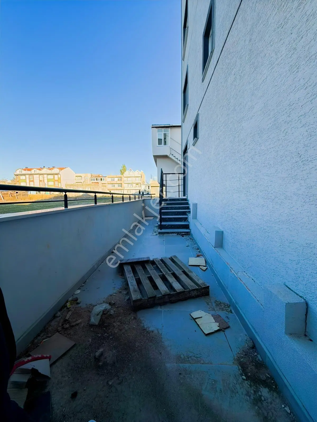 Bandırma Mavi Emlaktan 100.yıl Mah. Acil Satılık 1+1 Satılık D. — fotoğraf 19