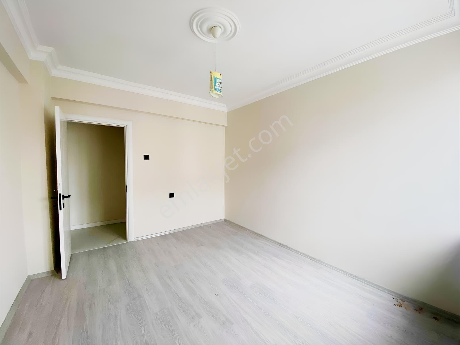 Esenevler Mahallesi'nde Satılık 4+1 Daire — fotoğraf 24