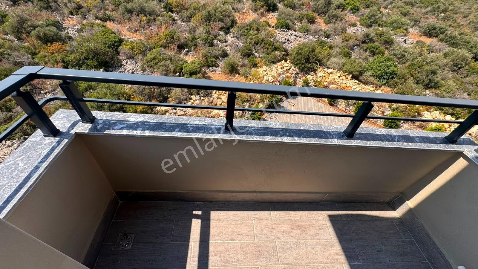 Mersin Ayaş'ta Satılık 1+1 Deniz Manzaralı Daire — fotoğraf 23