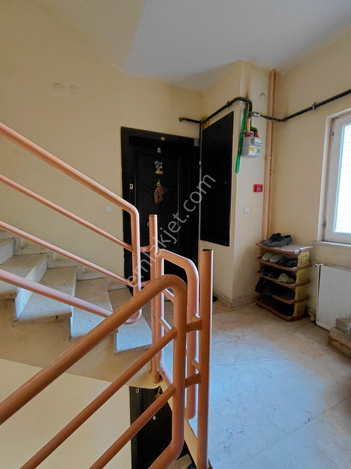 Hoca Ahmet Mah. 2+1 Ful Yapılı, Bahçeli, Güney Cephe 2.950.000 Tl — fotoğraf 5