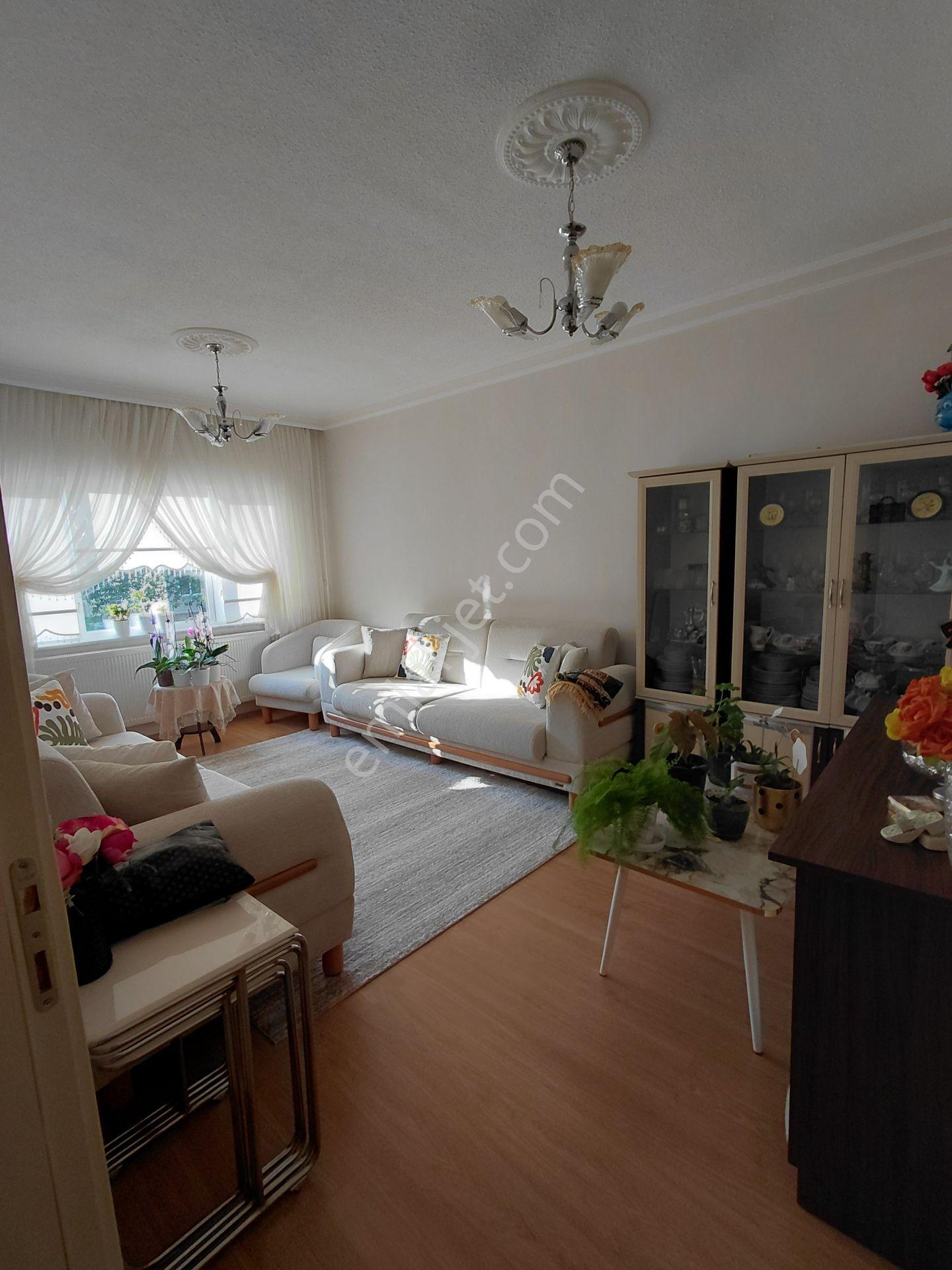 Hoca Ahmet Mah. 2+1 Ful Yapılı, Bahçeli, Güney Cephe 2.950.000 Tl — fotoğraf 17