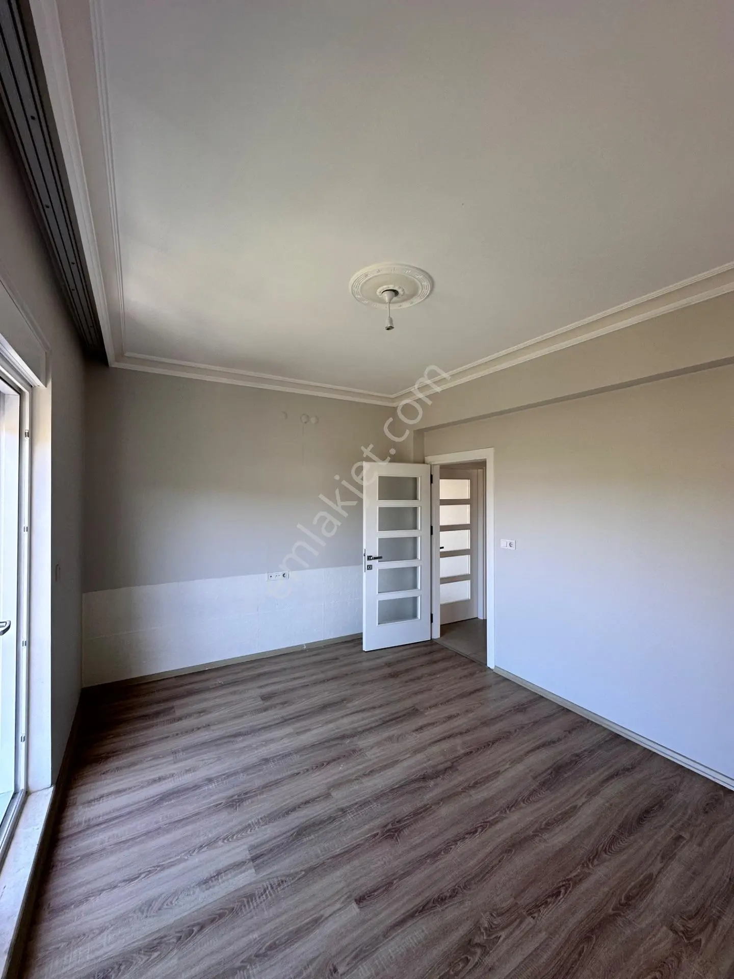 Korkuteli Uzunoluk Mahallesinde 3+1 Mükemmel Daire — fotoğraf 9