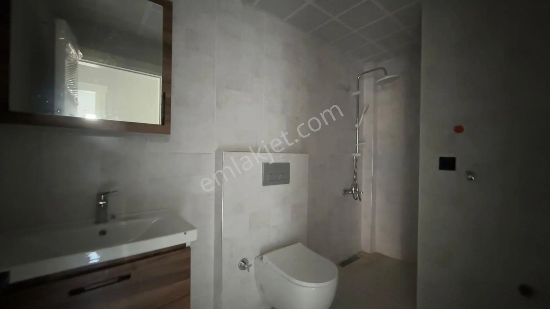 Erdemli Ayaş'ta Havuz Manzaralı Sıfır 2+1 Daire — fotoğraf 17