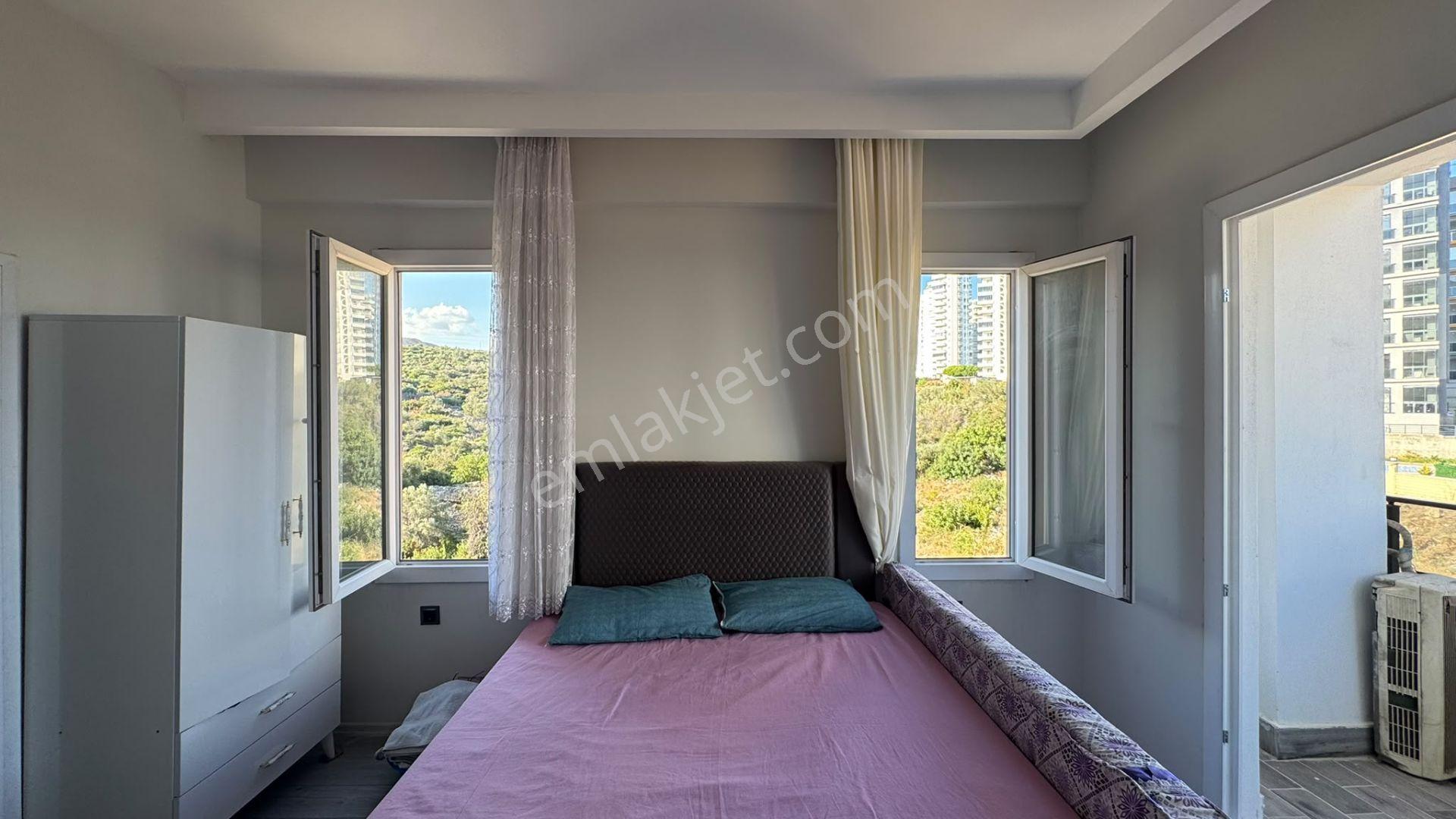 Erdemli Ayaş'ta Havuz Manzaralı Sıfır 2+1 Daire — fotoğraf 28