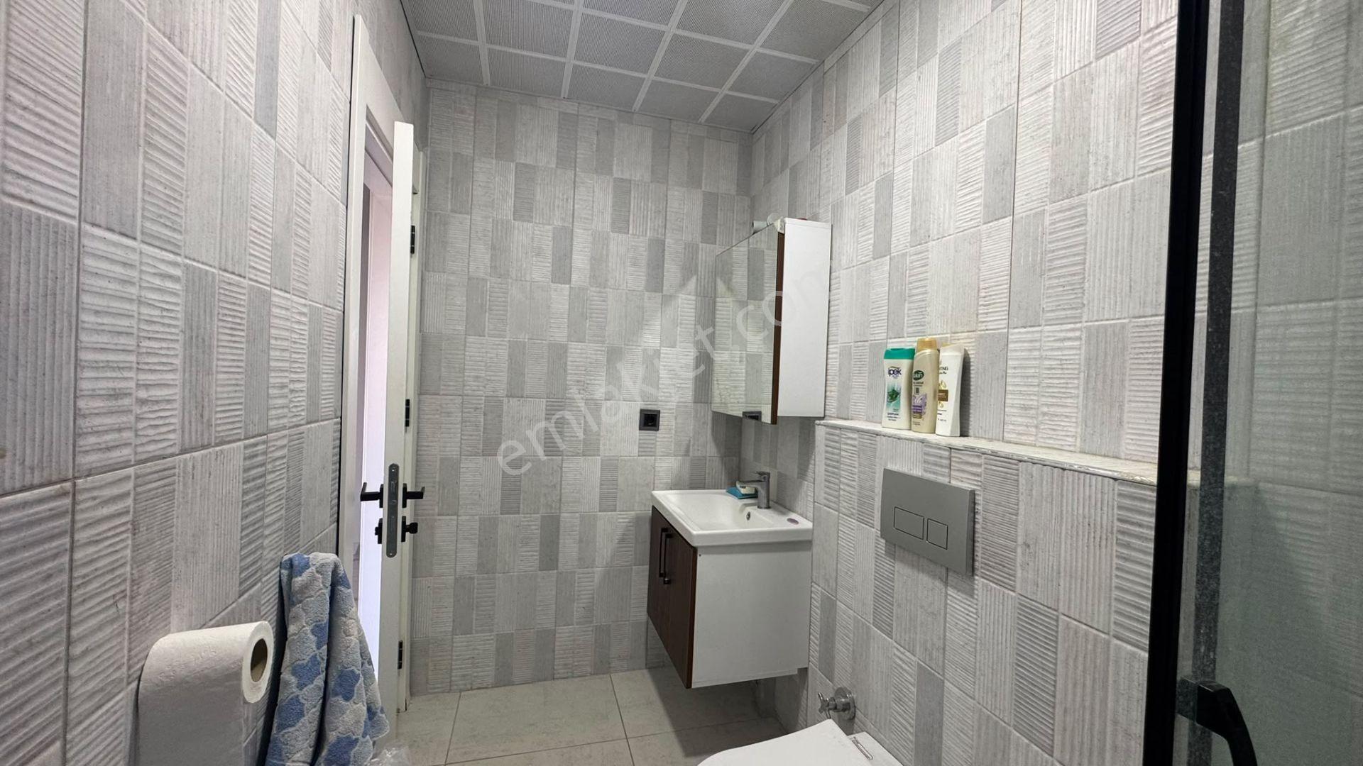 Erdemli Ayaş'ta Havuz Manzaralı Sıfır 2+1 Daire — fotoğraf 32