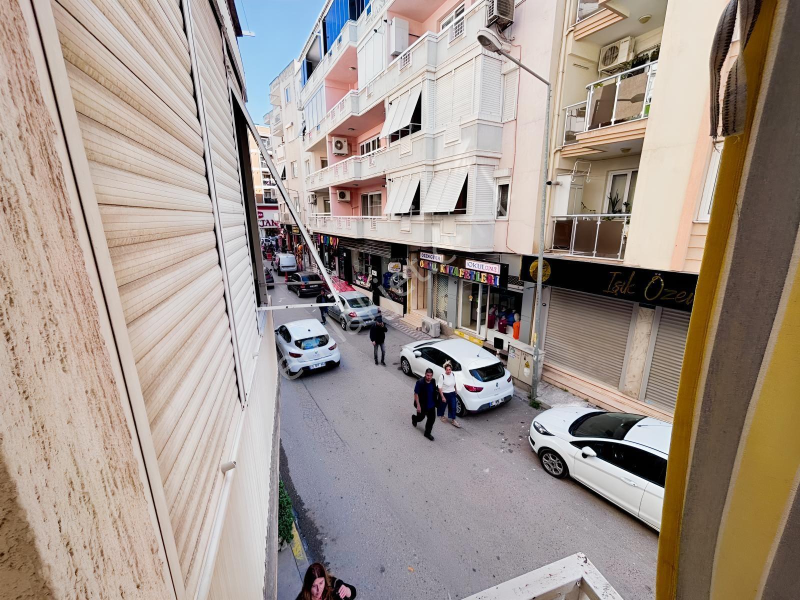 İzmir Menemen Merkezi Konum Arakat İçi Yapılı 2+1 Satılık Daire — fotoğraf 14