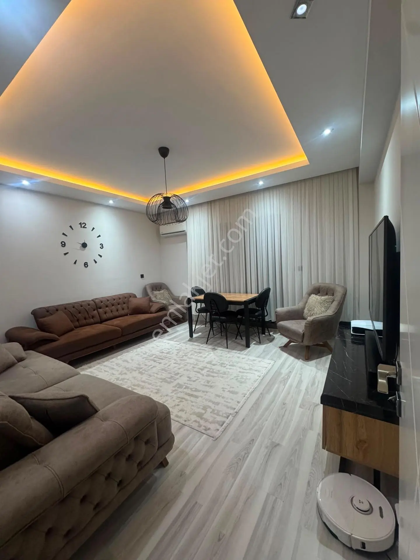 Denizli Zümrütevlerde Satılık 2+1 Asansörlü Panjurlu Daire